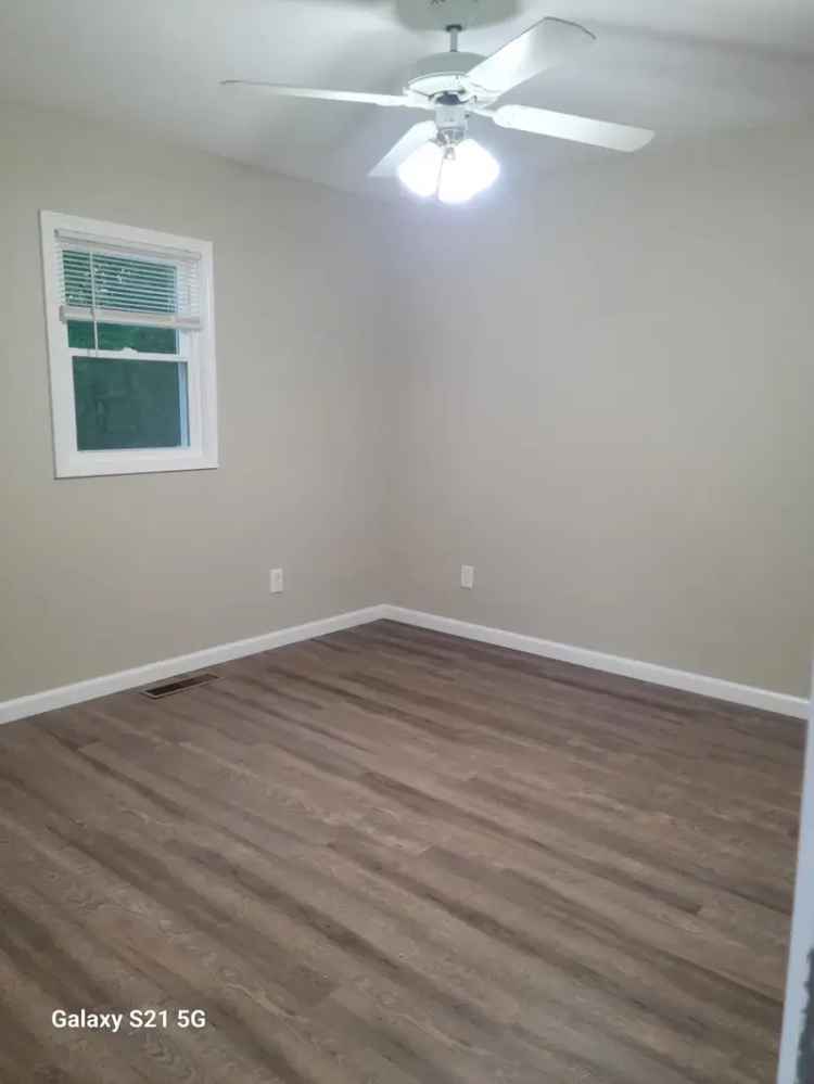 Newly Remodeled Apartment for Rent - Close to Downtown