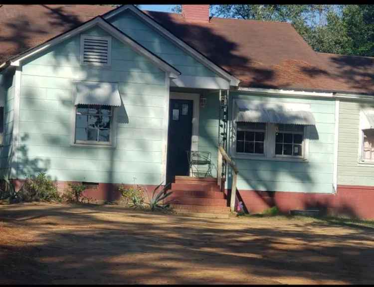 Single-family house For Sale in 919, West Residence Avenue, Albany, Georgia