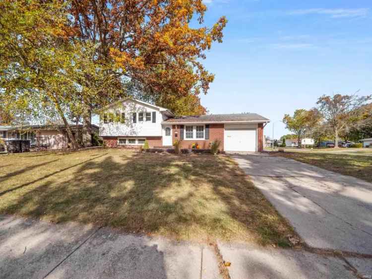 Single-family house For Sale in 3231, Varsity Lane, Fort Wayne, Indiana