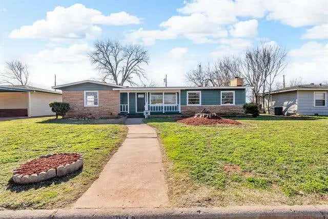 Single-family house For Sale in 3933, Don Juan Street, Abilene, Texas