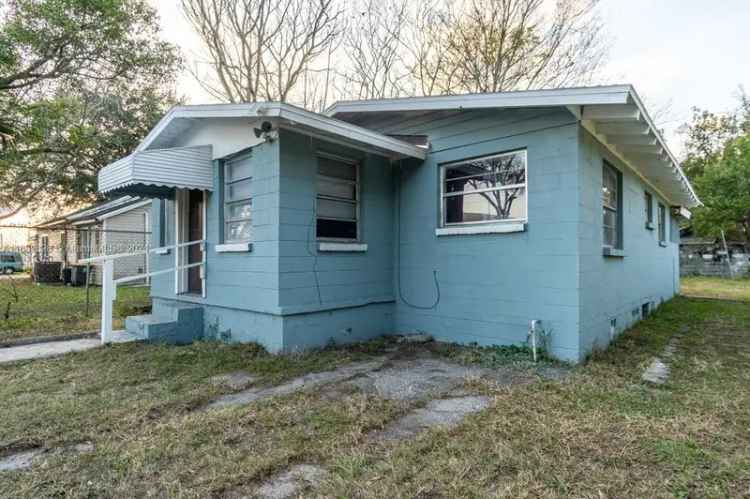 Single-family house For Sale in Jacksonville, Florida