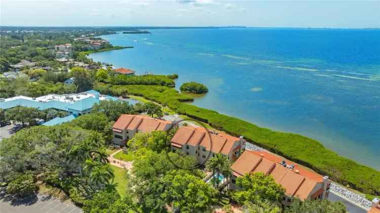 Condo For Sale in 4449, Bay Club Drive, Bradenton, Florida