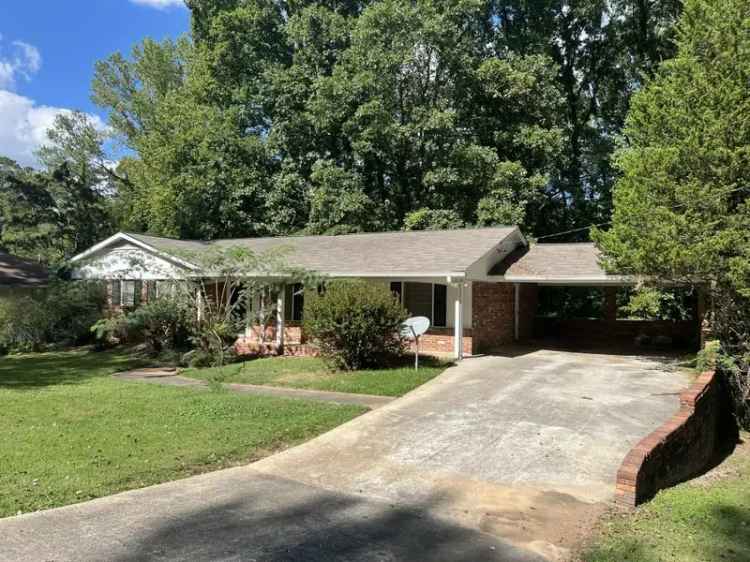 Single-family house For Sale in 5185, Erin Road Southwest, Atlanta, Georgia