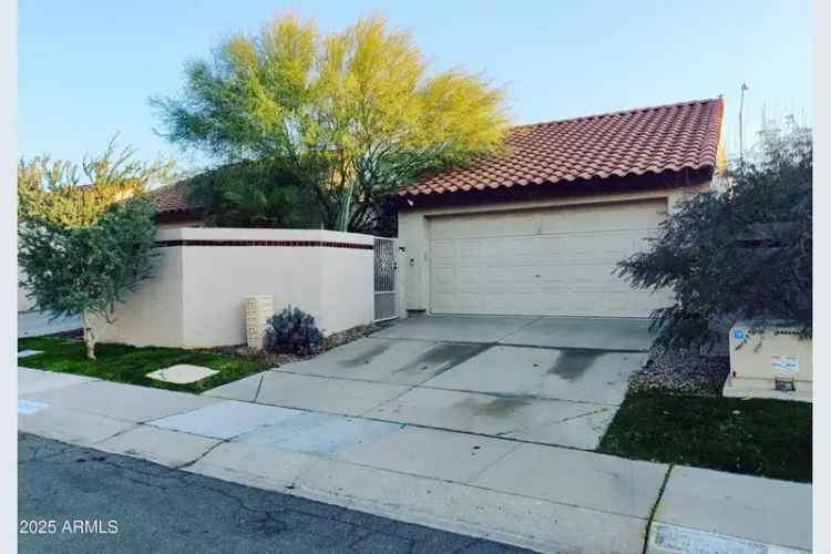 Adorable 2 Bed 2 Bath Scottsdale Home - Open Floorplan Fireplace Garage