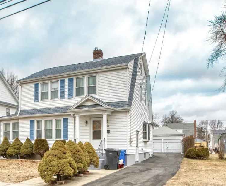 Single-family house For Sale in 234, Victoria Road, Hartford, Connecticut