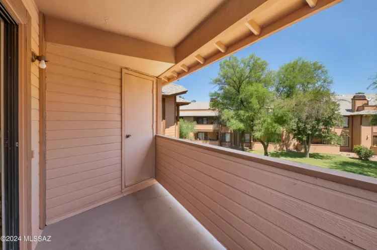 Condo For Sale in 1710, West Park Wood Lane, Tucson, Arizona