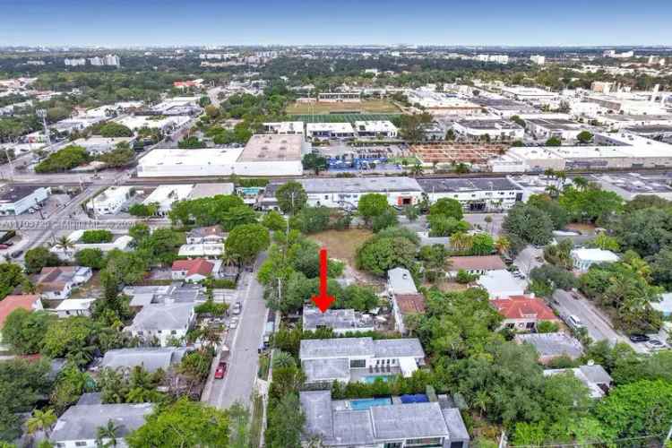 Multi-family house For Sale in 455, Northeast 63rd Street, Miami, Florida