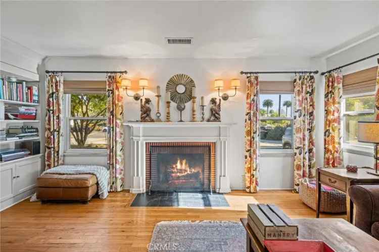 Single-family house For Sale in 4147, Marcasel Avenue, Los Angeles, California