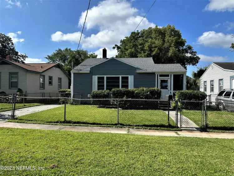 Single-family house For Sale in Jacksonville, Florida