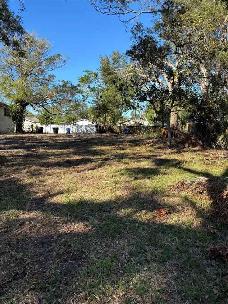 Land For Sale in 1751, 27th Avenue North, Saint Petersburg, Florida