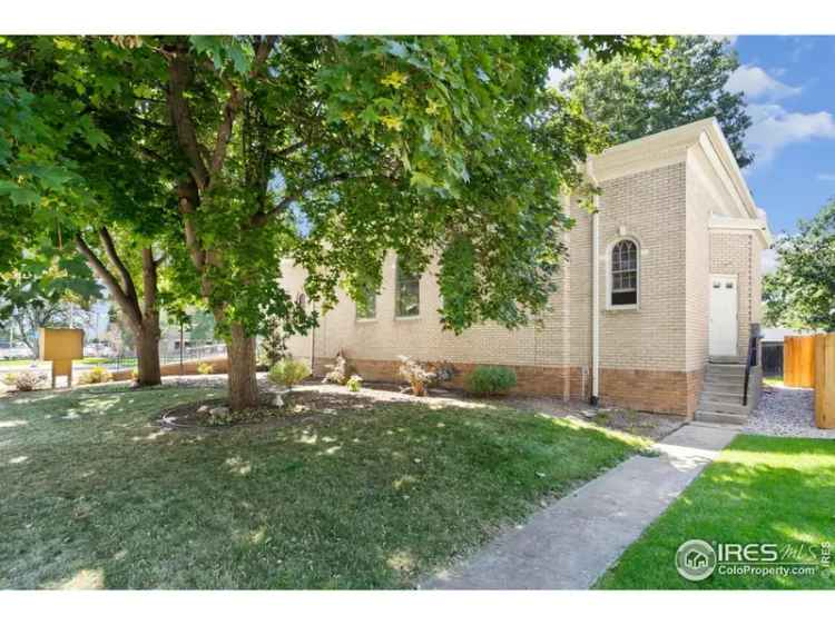 Single-family house For Sale in Loveland, Colorado