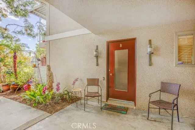 Single-family house For Sale in 644, Avenida Sevilla, Laguna Woods, California