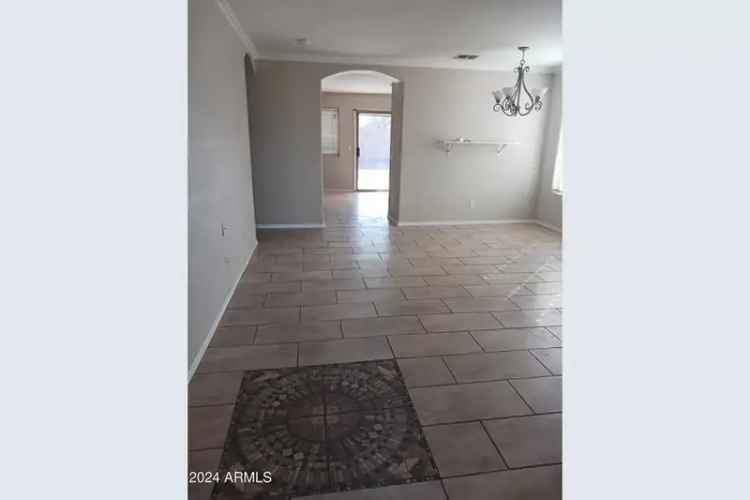 Single-family house For Sale in 2821, South 65th Avenue, Phoenix, Arizona