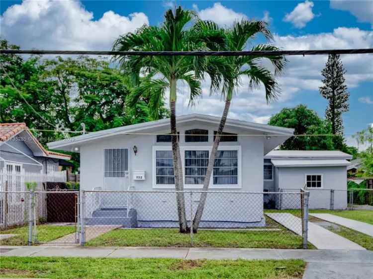 Single-family house For Sale in 1132, Northwest 39th Street, Miami, Florida