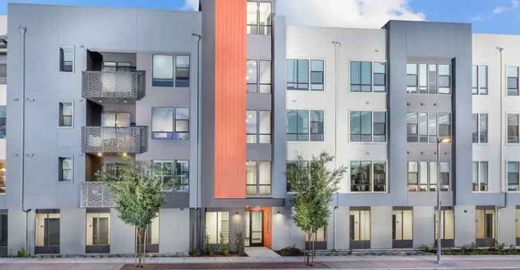 3 Bed 2 Bath Apartment in Fremont Innovation District