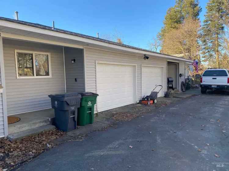 Multi-family house For Sale in 714, East D Street, Moscow, Idaho