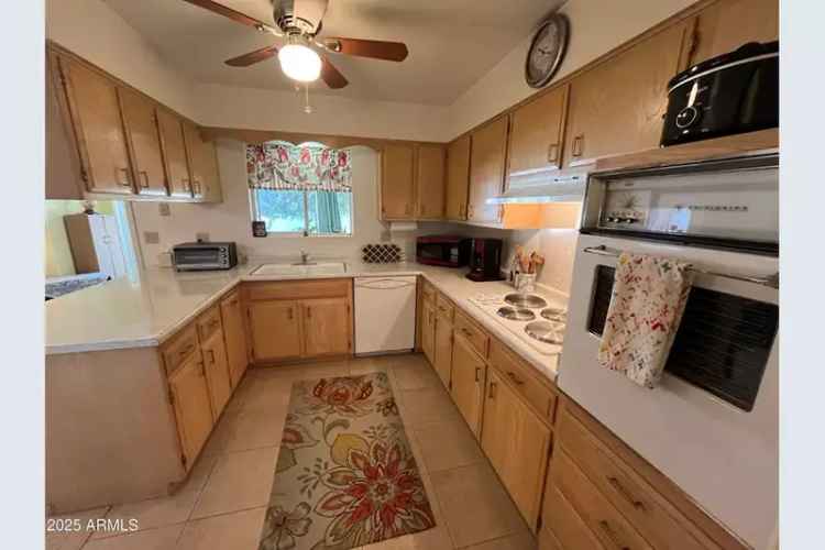 House For Sale in 10602, West Deanne Drive, Sun City, Arizona