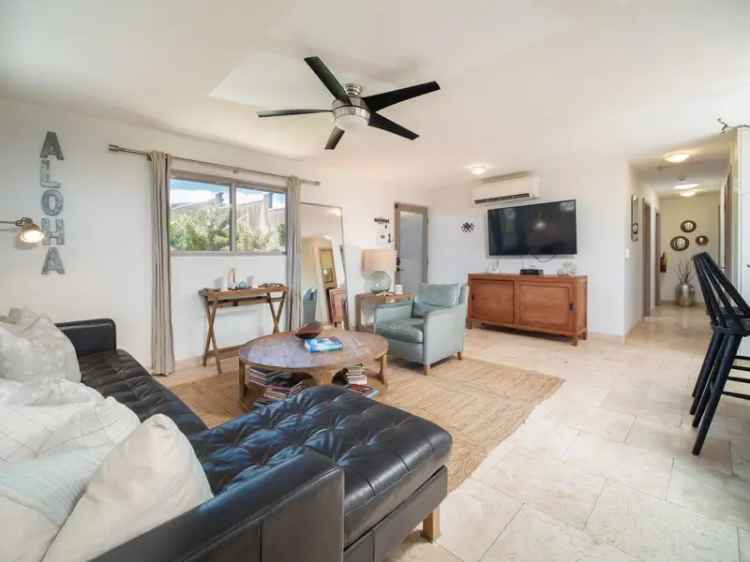 Single-family house For Sale in 15, Nalu Place, Paia, Hawaii