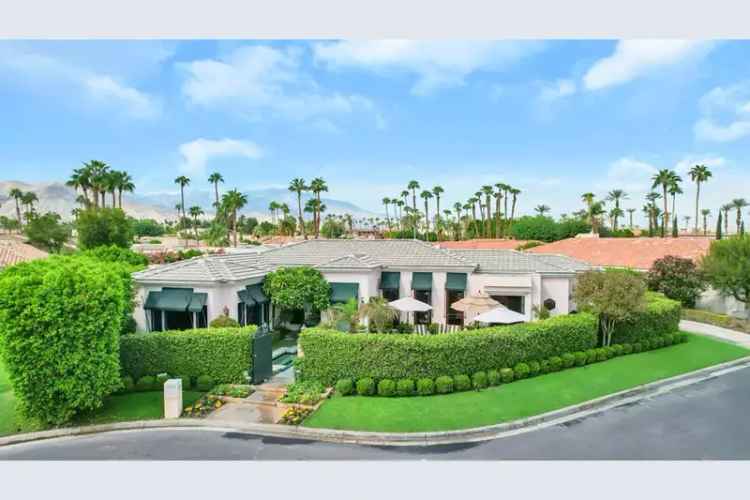 Single-family house For Sale in Indian Wells, California