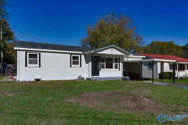 Single-family house For Sale in Decatur, Alabama