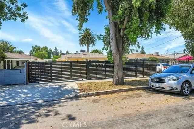 Multi-family house For Sale in Los Angeles, California