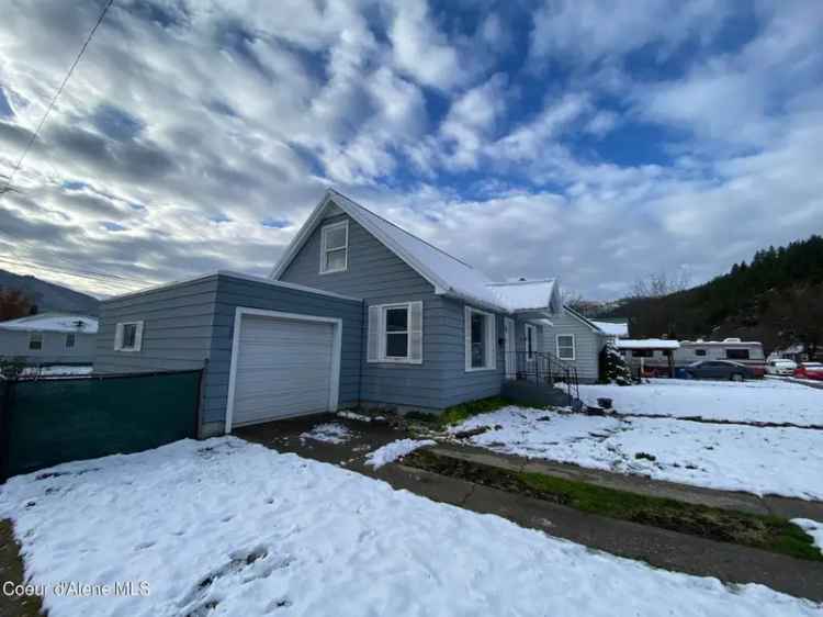 Single-family house For Sale in 501, West Riverside Avenue, Kellogg, Idaho