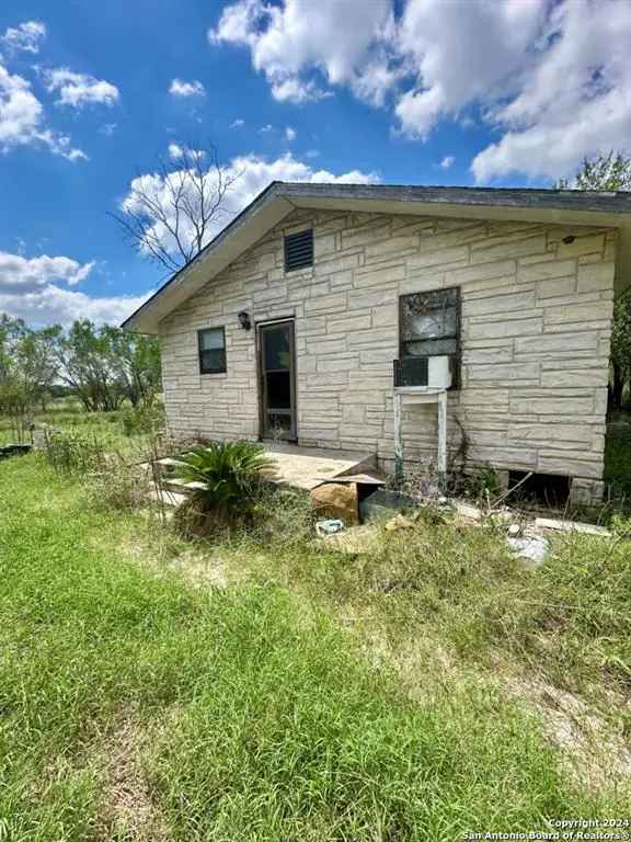 Single-family house For Sale in Texas