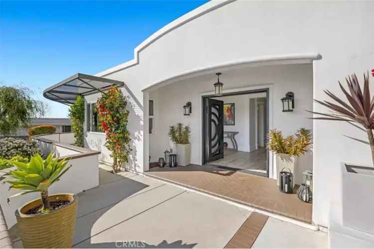 Single-family house For Sale in 1500, Caribbean Way, Laguna Beach, California