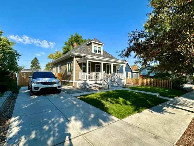 Luxury Berkeley Home: Chef's Kitchen, Sauna, Gym, Private Backyard