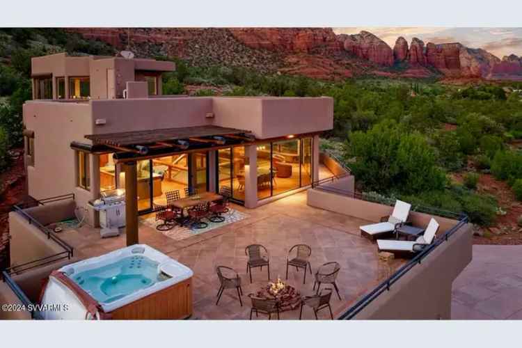 Single-family house For Sale in Sedona, Arizona