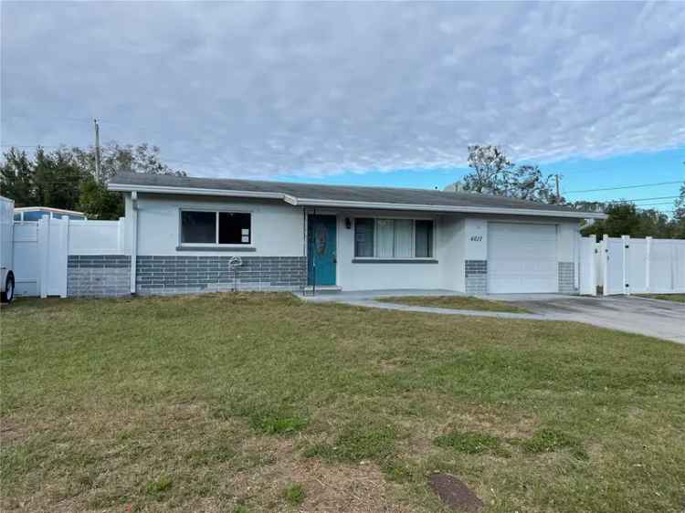 Single-family house For Sale in Saint Petersburg, Florida