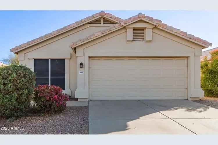 Single-family house For Sale in 901, North Longmore Street, Chandler, Arizona