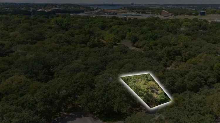 Land For Sale in 2102, Edgewood Court, Arlington, Texas