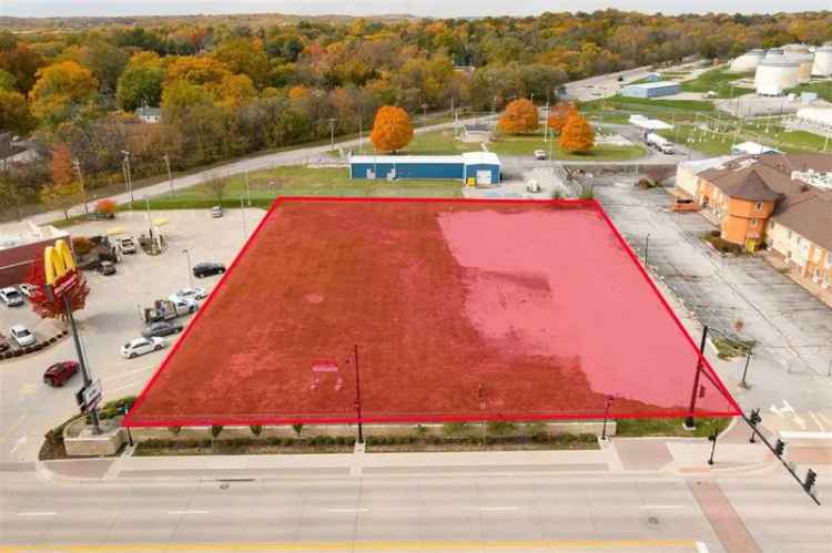 Land For Sale in 626, 1st Avenue, Coralville, Iowa