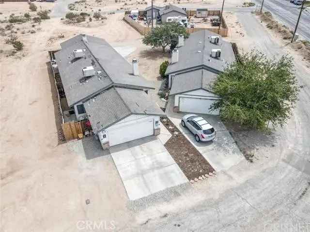 Multi-family house For Sale in 9231, South Loop Boulevard, California City, California