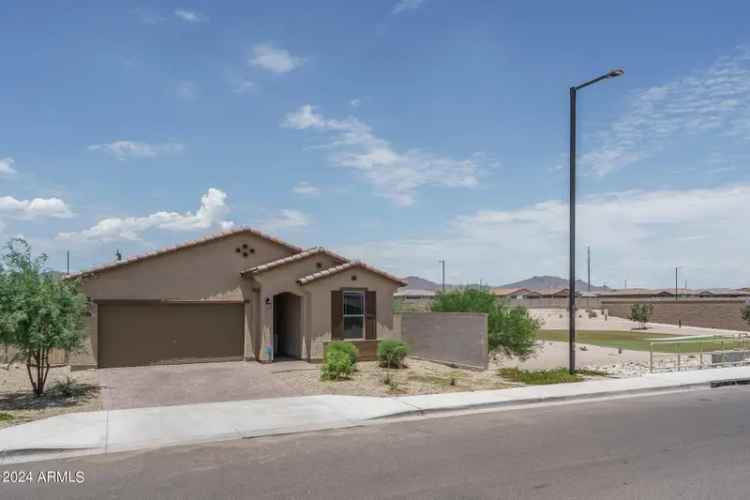 Single-family house For Sale in 24214, West Gibson Lane, Buckeye, Arizona