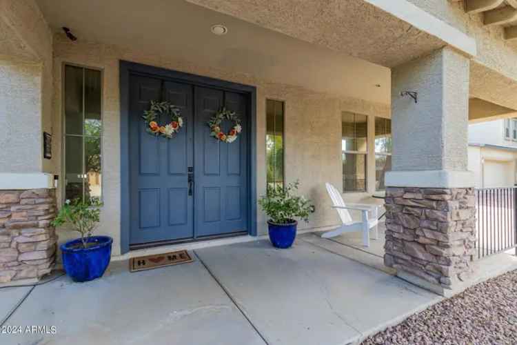 Single-family house For Sale in 3353, East Blue Ridge Way, Gilbert, Arizona