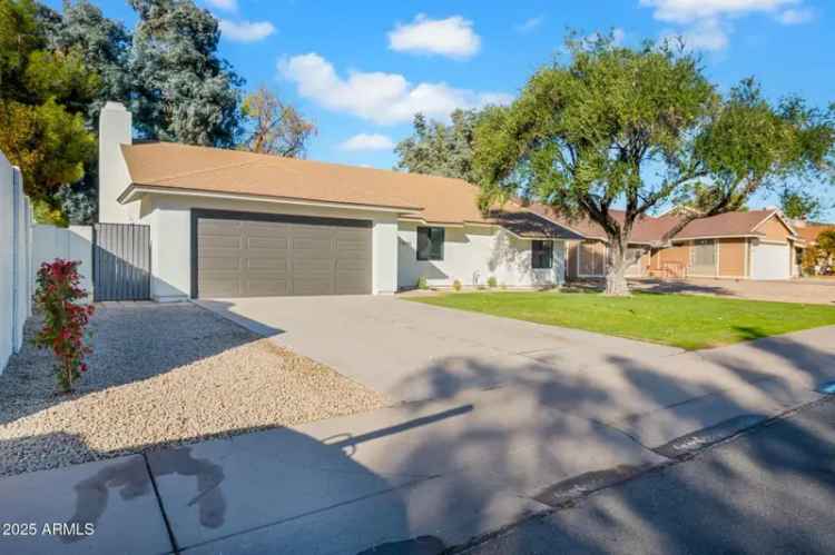 Single-family house For Sale in 15424, North 63rd Street, Scottsdale, Arizona