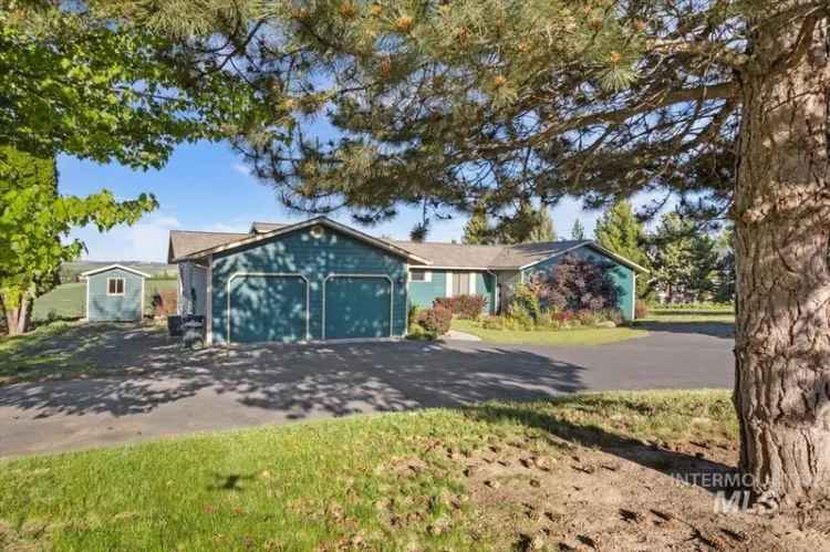 Single-family house For Sale in 2332, Arborcrest Road, Moscow, Idaho