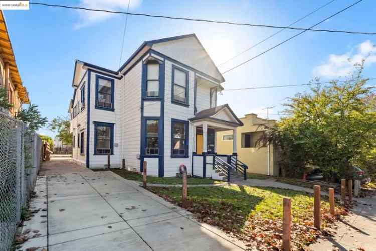 Multi-family house For Sale in 2440, 12th Avenue, Oakland, California