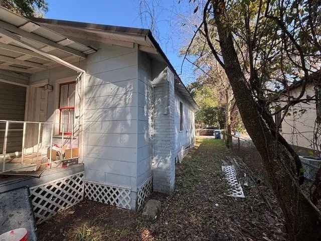 Single-family house For Sale in 1919, Wolfe Street, Brunswick, Georgia