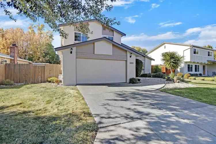 Single-family house For Sale in 3572, Olympic Court South, Pleasanton, California