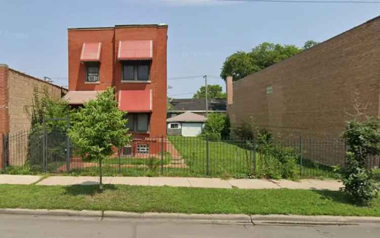 Multi-family house For Sale in 1740-1748, West 87th Street, Chicago, Illinois