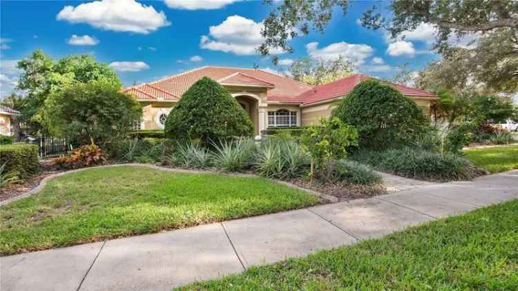 Single-family house For Sale in 7762, Debeaubien Drive, Orlando, Florida