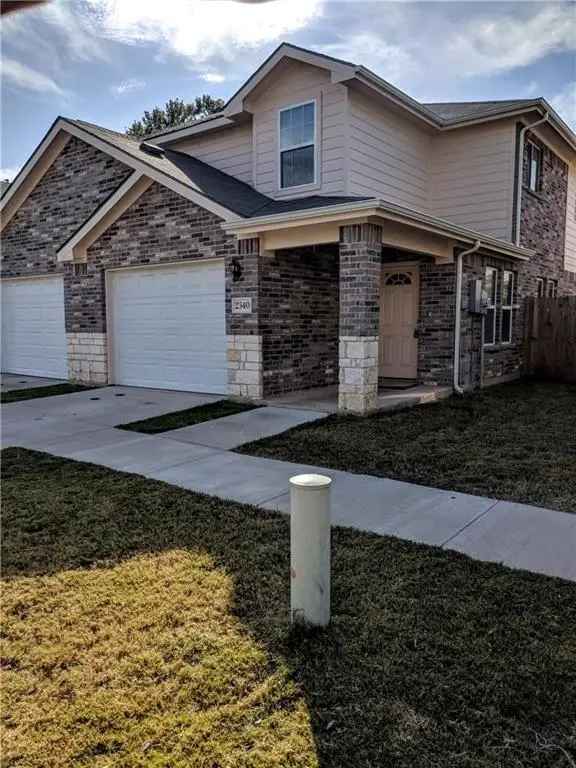 House For Sale in Arlington, Texas