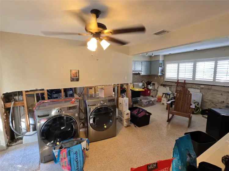 Single-family house For Sale in 110, 92nd Avenue Northeast, Saint Petersburg, Florida