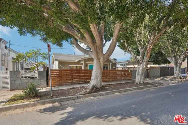 Single-family house For Sale in 706, Isabel Street, Los Angeles, California