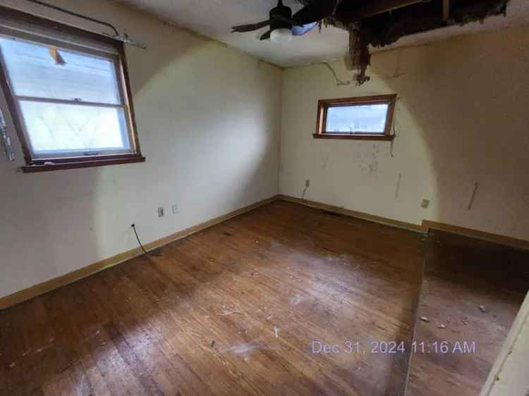 Single-family house For Sale in 1533, Porter Street, Gary, Indiana