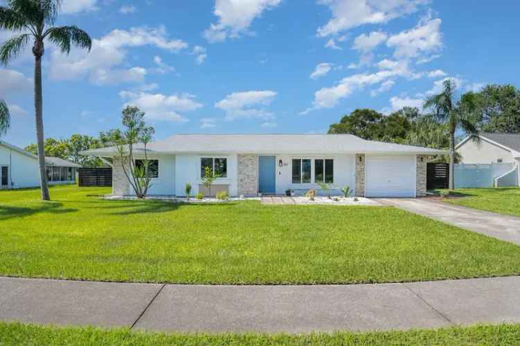 Single-family house For Sale in Palm Bay, Florida