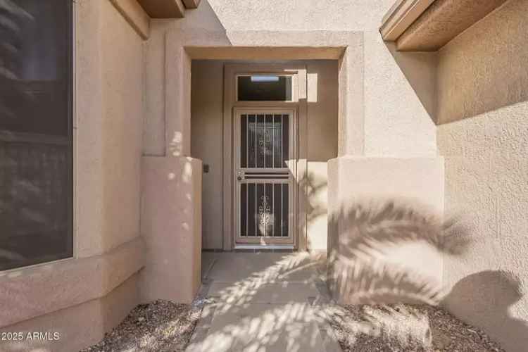 Single-family house For Sale in 15900, West Autumn Sage Drive, Surprise, Arizona